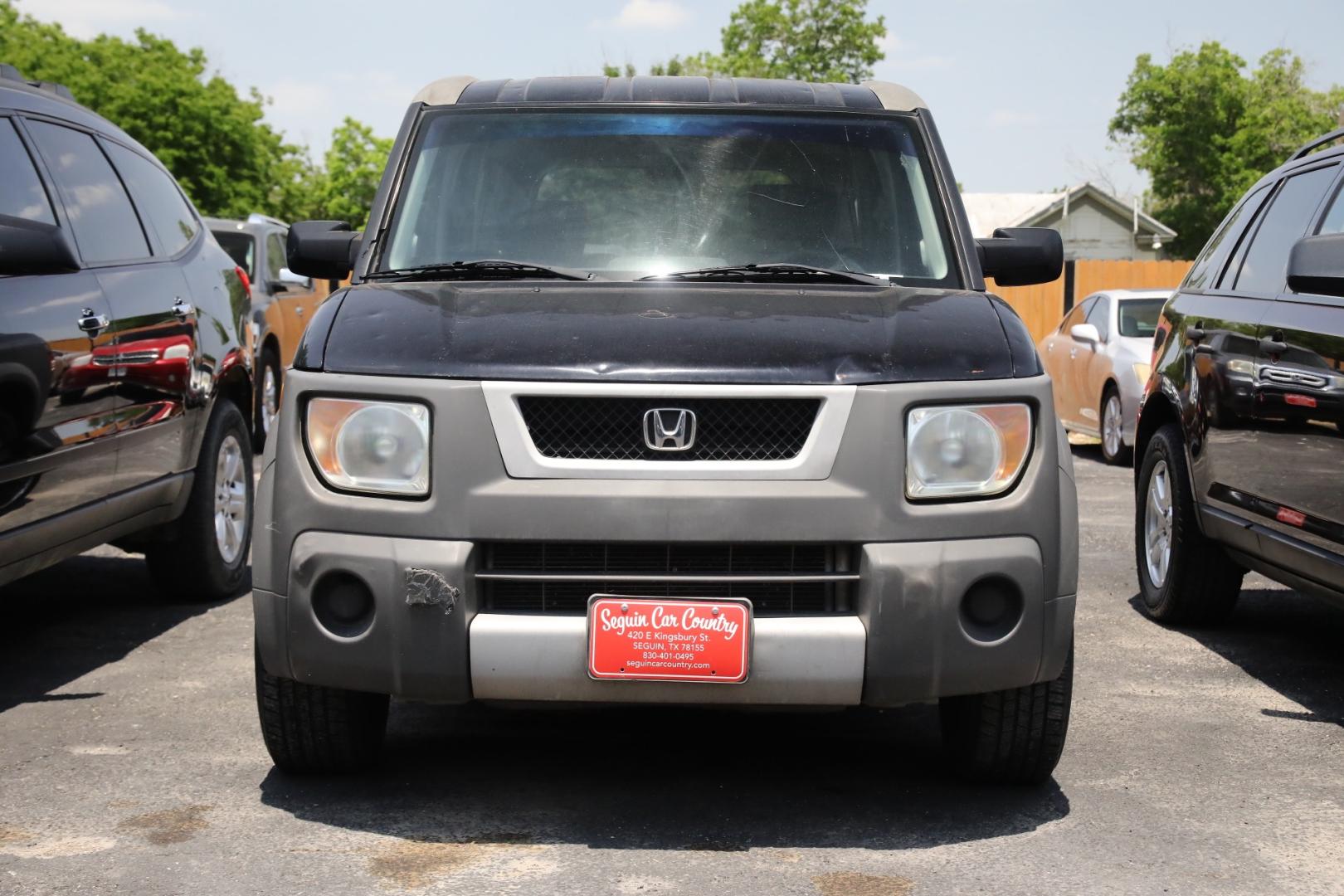 2003 BLACK HONDA ELEMENT DX 2WD (5J6YH17203L) with an 2.4L L4 DOHC 16V engine, 5-SPEED MANUAL transmission, located at 420 E. Kingsbury St., Seguin, TX, 78155, (830) 401-0495, 29.581060, -97.961647 - Photo#1